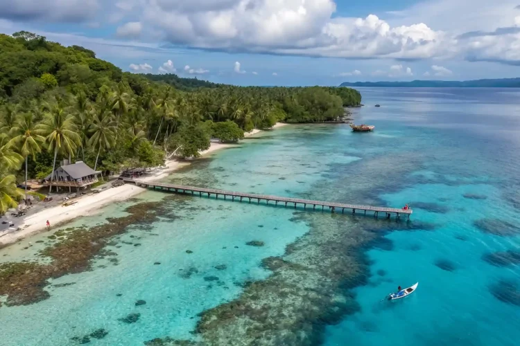 Bontolan Banggai | Weer Malino | Banggai Tour | Open trip Banggai | Private Trip Banggai